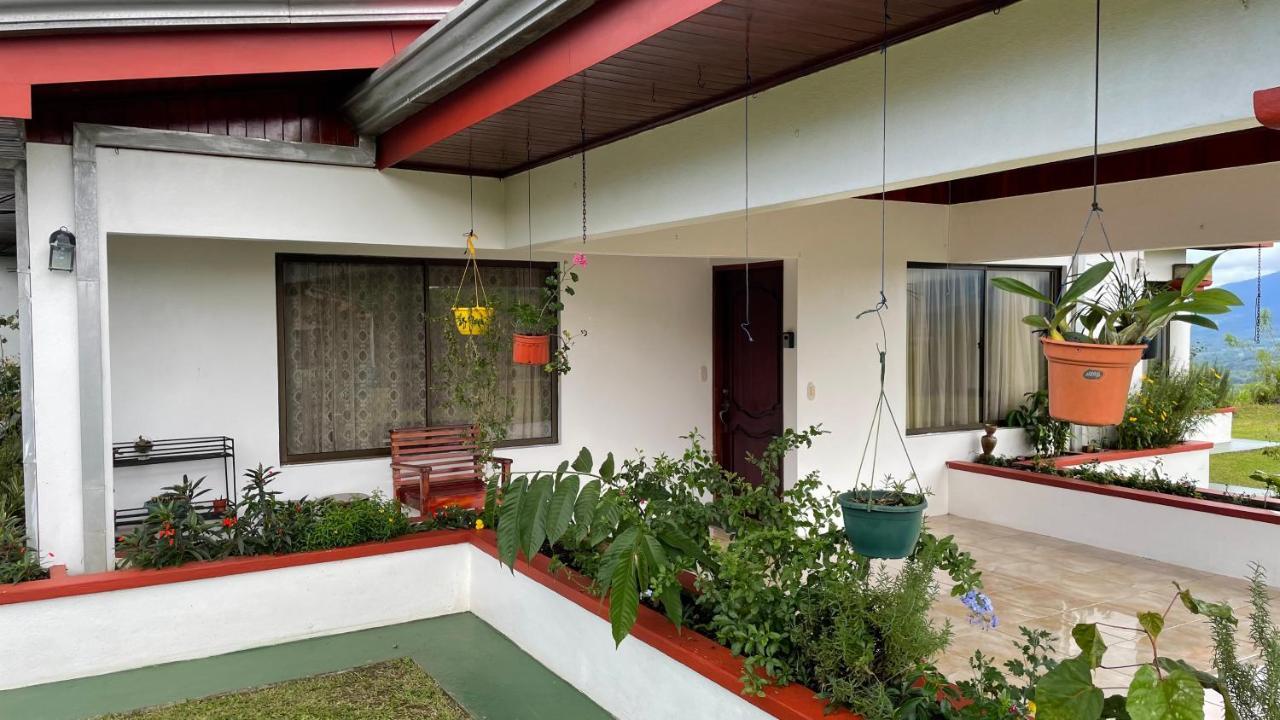 Las Pavitas Cottages La Fortuna Ngoại thất bức ảnh